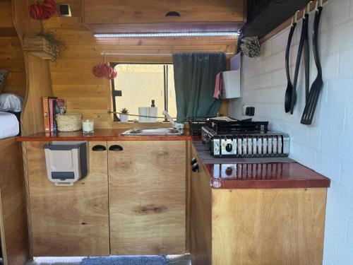 廚房, Furgoneta camper solo hospedaje sin conducción (Furgoneta camper solo hospedaje sin conduccion) in 菲爾加斯