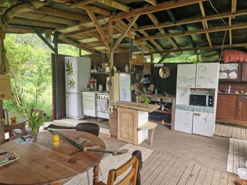 Tente en permaculture pirate