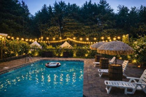 Peaceful Forest Retreat with Fire Pit and BBQ near Mansfield Ski Club in Mansfield (ON)