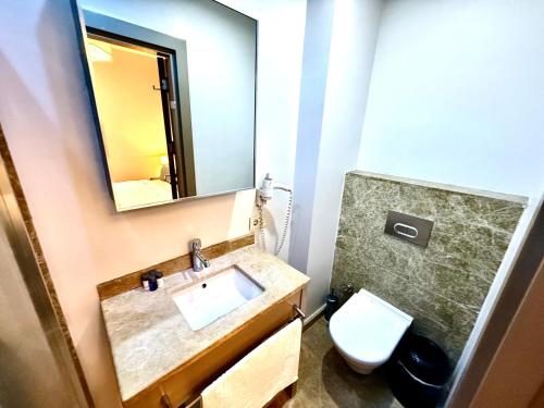 Taksim Luxury Beyoğlu Suites - image 11