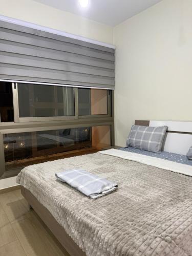2BR Van Dyck Apartment with Stunning Sea View - image 5