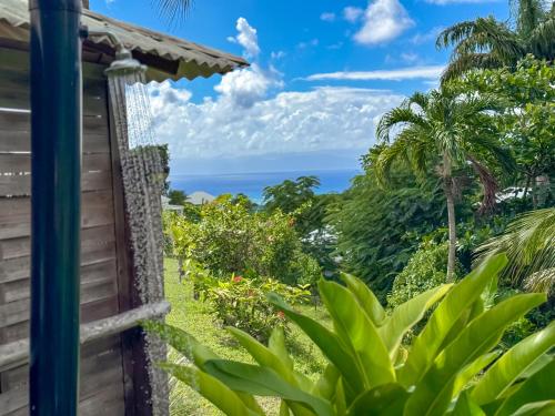 Gîte Bleu Caraïbes - Vue mer (Gite Bleu Caraibes - Vue mer) in Grand Bourg