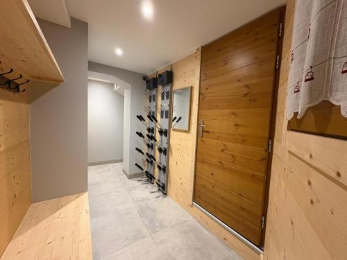 Chalet Le 5 Saint Marcel in Saint-Marcel