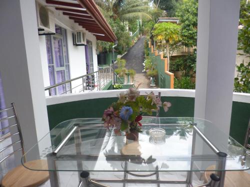 شرفة/ تراس, Evening Star Guest Inn in ماهاويلي ريفر فرونت