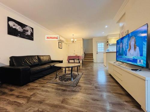 . THT's house-Ideal Downtown Area