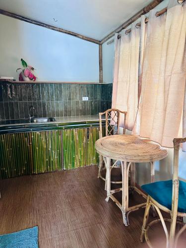 Kitchen, The Green House Port Barton in San Vicente