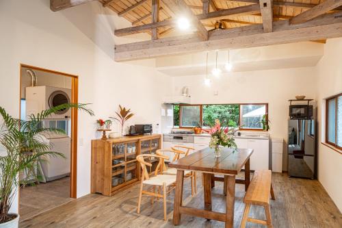 Lucia Seaside Villa Amami