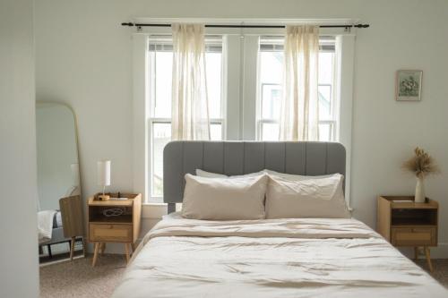 Charming Spacious 3BR Pet-Friendly Retreat in 比靈斯市中心