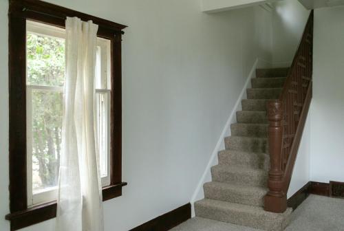 Charming Spacious 3BR Pet-Friendly Retreat in 比靈斯市中心