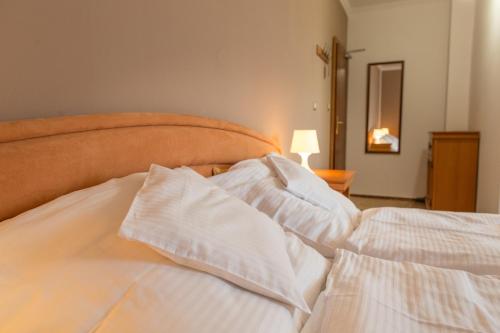 Hotel Grand - image 13
