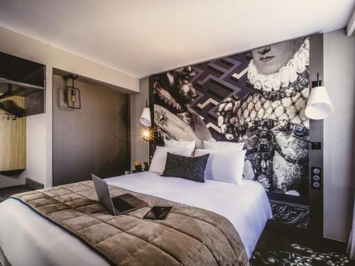 1 queen bed