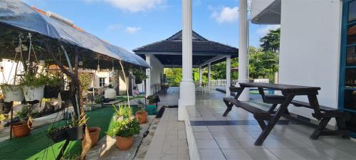 Facilities, Private TTDI KL Villa Pool & BBQ, 6BR, 25pax. near IKEA Mall