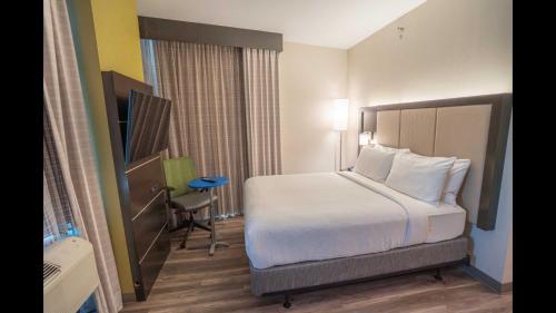 Holiday Inn Express Long Island City E New York By IHG - image 6