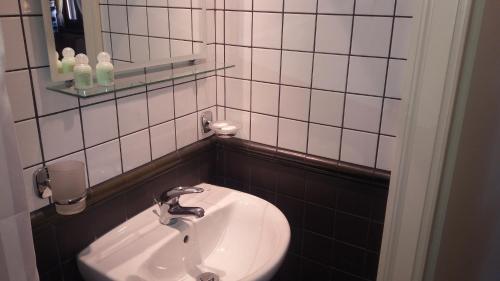 Oihalia Guesthouse - image 7