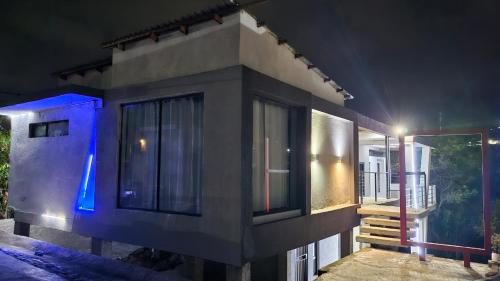 Questro Apartment Hotel in Nsikazi