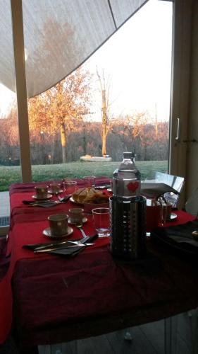 ConfinedeiSanti B&B