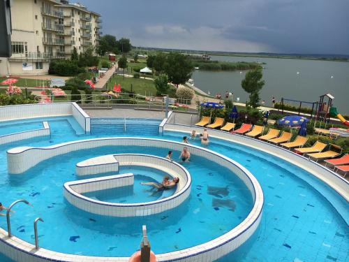  Aqua Apartman Panoráma, Pension in Velence bei Martonvásár