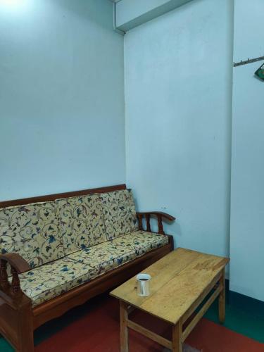 Pine trees HomeStay – khách sạn tại Mylliem