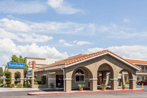 Travelodge by Wyndham Hemet CA in Hemet, USA