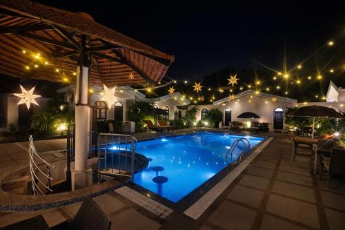 Double or twin room, deluxe, balcony