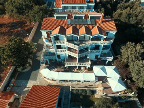 Hotel Lucija - image 5