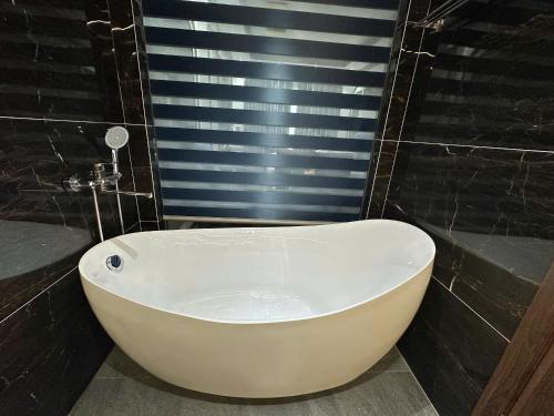 Facilities, Royal Hotel Ha Noi in Thanh Tri
