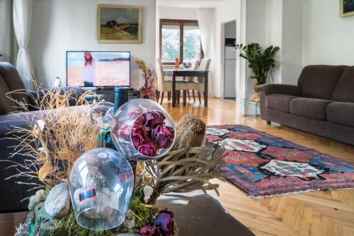 Sensitive Apartment, Belgrade