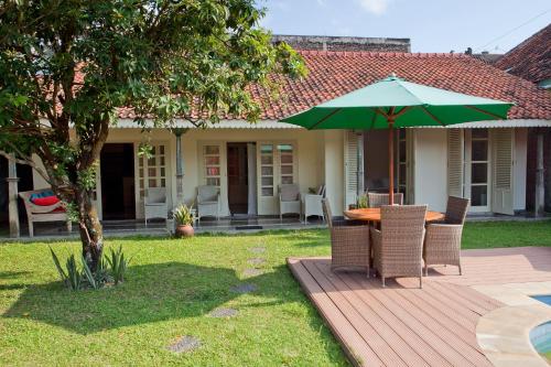 ヴィラ ポンドク テラ2