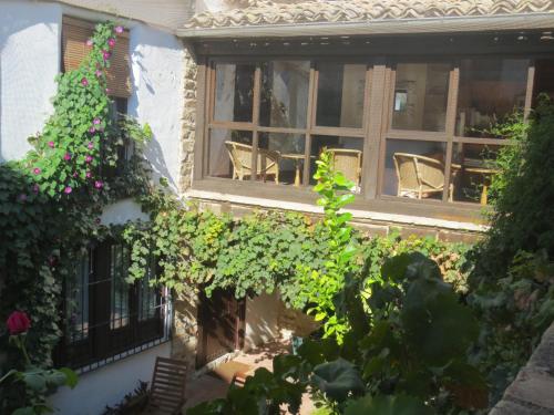 Apartamentos Turísticos El Losal - image 8