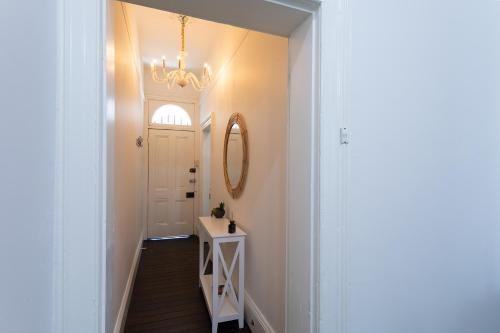 Entrance, Charming 3BR Glebe Terrace w Yard, BBQ & Pet Friendly - Walk to Fish Market & Shops in Glebe