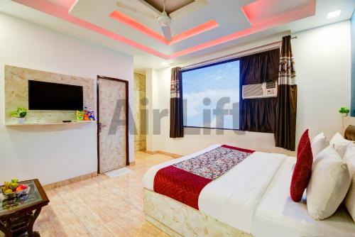 room detail thumbnail 0