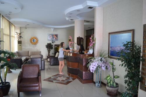 Ayval?k Palas Hotel