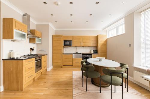 The Belgravia House by HoK Living - image 4
