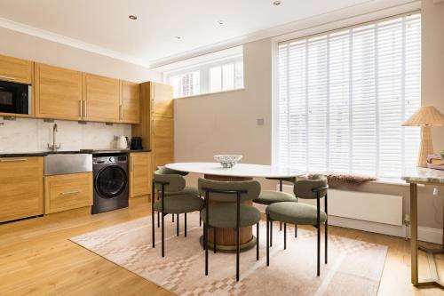 The Belgravia House by HoK Living - image 13