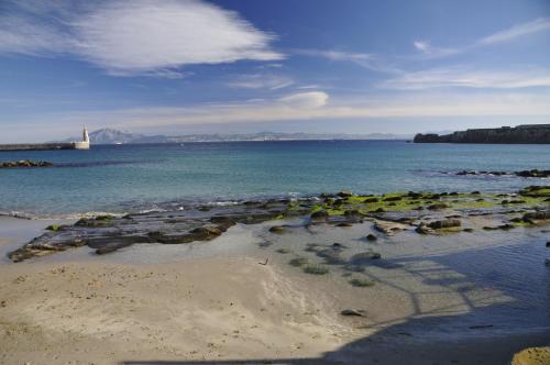 Hostal Tarifa - image 5