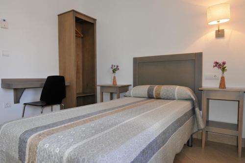 Hostal Tarifa - image 12