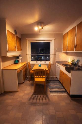 Konyha, Central Homestay with View and Easy Access in Hammerfest