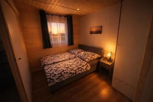 TinyHaus #1 - Entspannen am Ortsrand mit Veranda in Hülben, Deutschland