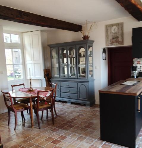 Au COEUR de la CITE MEDIEVALE, logement de plain-pied INTRAMUROS - Location saisonnière - Guérande