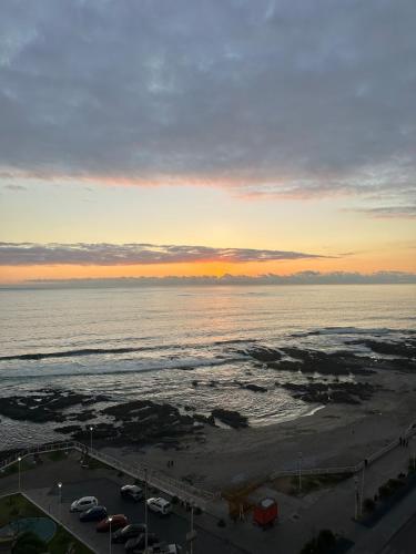 Departamento 2D a pasos de la playa Península de Iquique hermosa vista