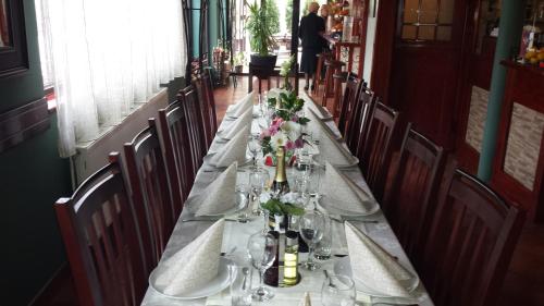 مطعم, Hotel Topcider in Rakovica