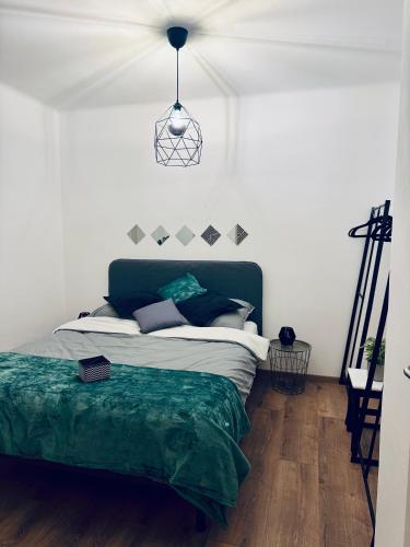Stylish apartment close to Wiener Neustadt in Lanzenkirchen