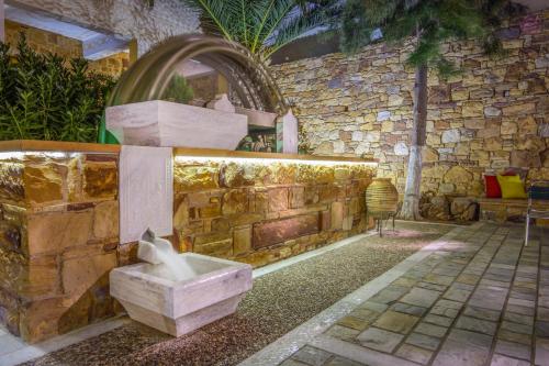 Instalaciones, Grecian Castle Chios in Chios