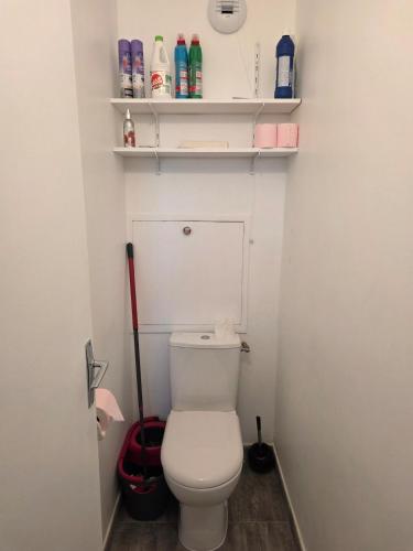 Appartement 4 pers - 2min à pied de la gare - 15min Disney - 20min Paris Nation (Appartement 4 pers - 2min a pied de la gare - 15min Disney - 20min Paris Nation) in Нуазь'єль