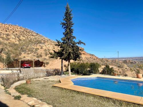 周邊環境, Cuevas Cortijo El Capellán (Cuevas Cortijo El Capellan) in 哥爾特西格賴納