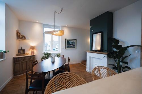 La Cousinerie - Appartement Duplex stylé pour 6 (La Cousinerie - Appartement Duplex style pour 6) in Bousbecque