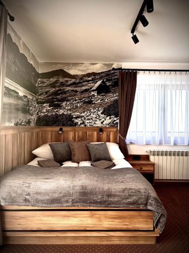 1 queen bed