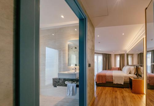 Moenia Boutique Hotel in Дуррес