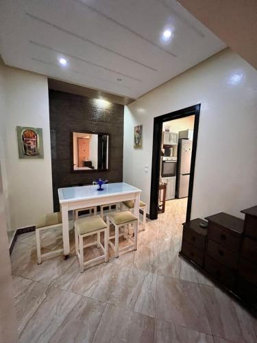 Lovely 2 BR Sweet Atlas City Center And Quiet 10 min From Beach in 샤라프