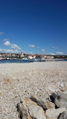  Apartment Dora, Unterkunft in Pakoštane